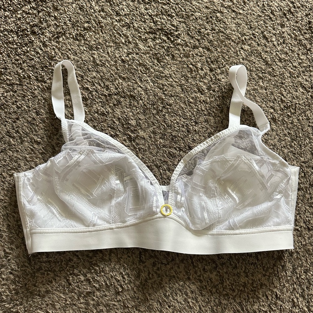 Chantelle White Sheer Lace Unlined Bra